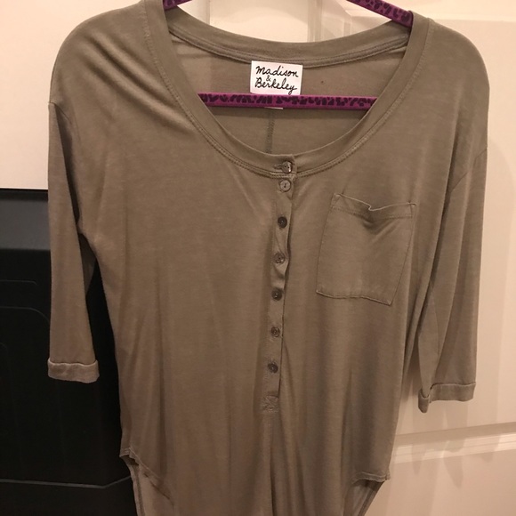 Madison & Berkeley button up tee - Picture 1 of 3